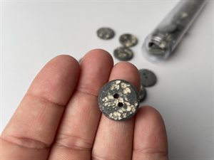 Knap - sten look i grå og rustikke detaljer, 18 mm
